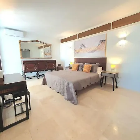 Villa Kk