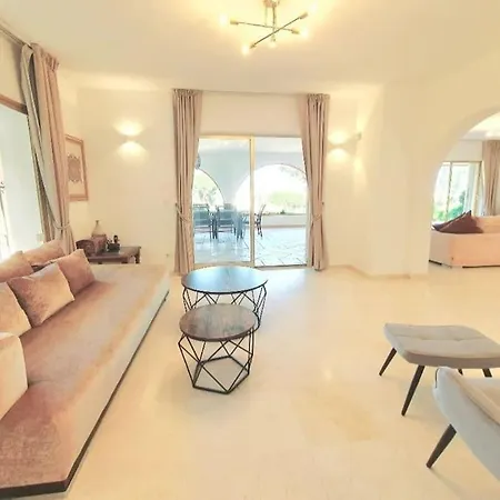 Kk Villa