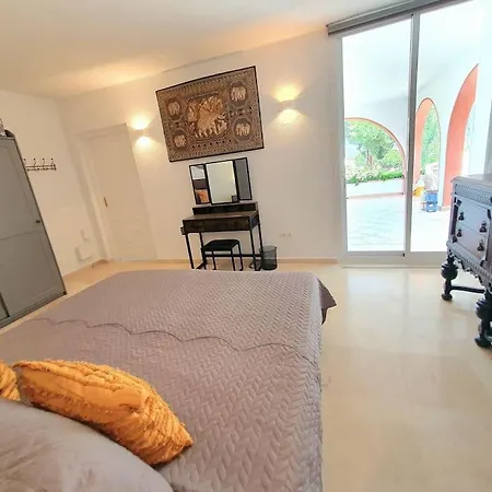 Kk * Μαρμπέλλα