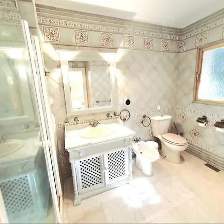 Kk * Μαρμπέλλα