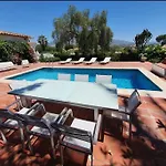 Villa Kk *